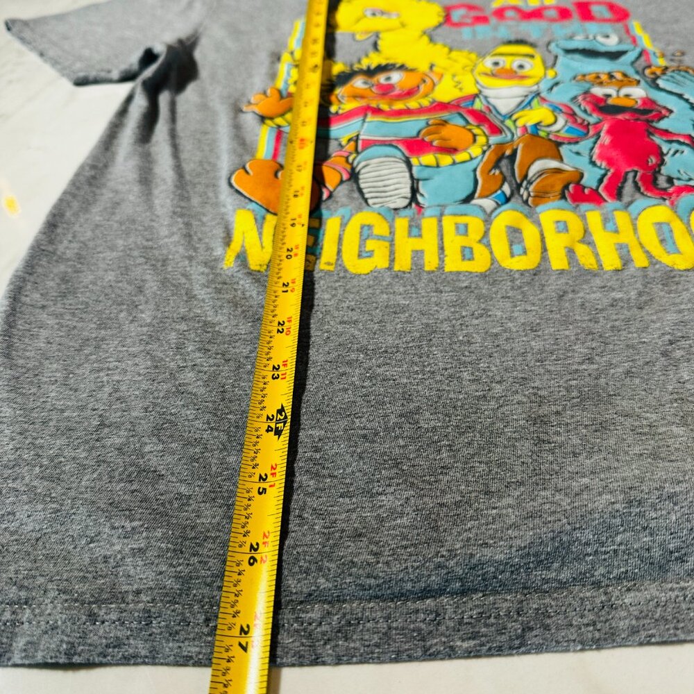 (2) Sesame Street Men's Graphic T-Shirts - Size Medium  Crew Neck - Picture 13 of 15